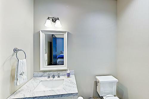 Lakeside Bliss