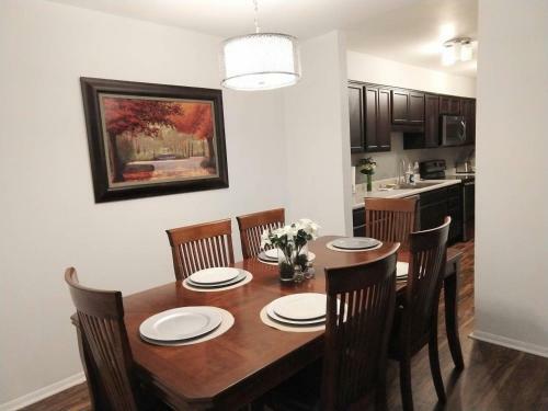 Apartamento Awesome Condo In Central Raleigh