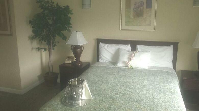 Athens Hotel Suites