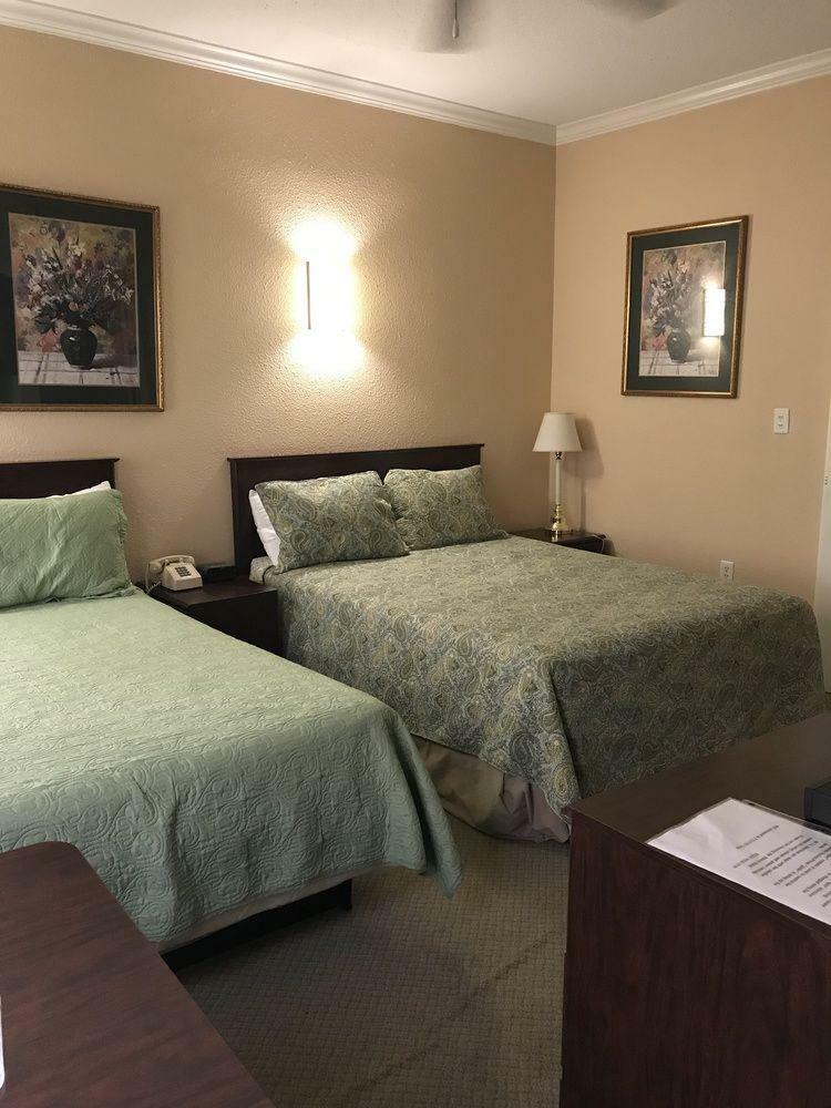 Athens Hotel Suites