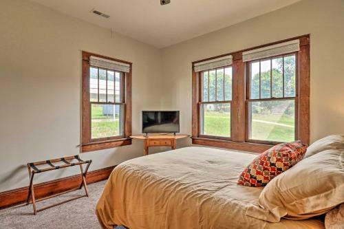 Cozy Home With Views Less Than 1 Mi To Lake Junaluska!