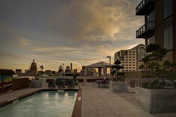 Hotel Hampton Inn And Suites Austin University Capitol