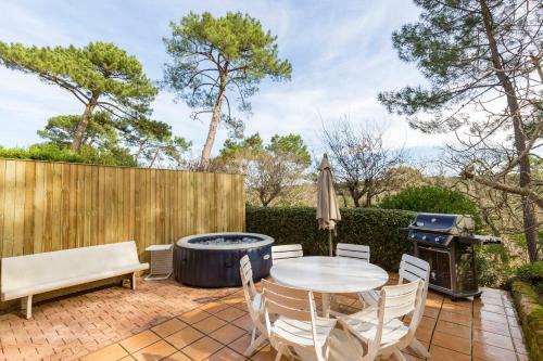 Apartamento Forest Flat / Terrasse-spa-bbq-10min � Pieds de La Plage