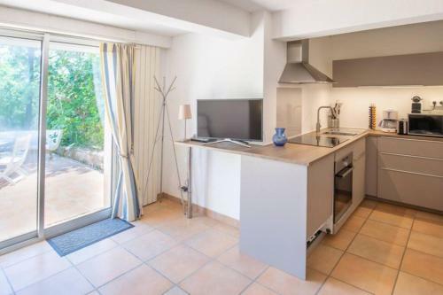 Apartamento Forest Flat / Terrasse-spa-bbq-10min � Pieds de La Plage