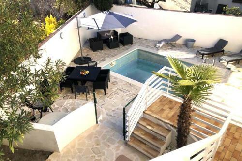 Apartment - Terrace With Trees And Private Pool