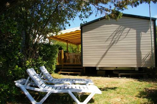 Mobile Home Ouireves Sn 1094 Facing The Mediterranean