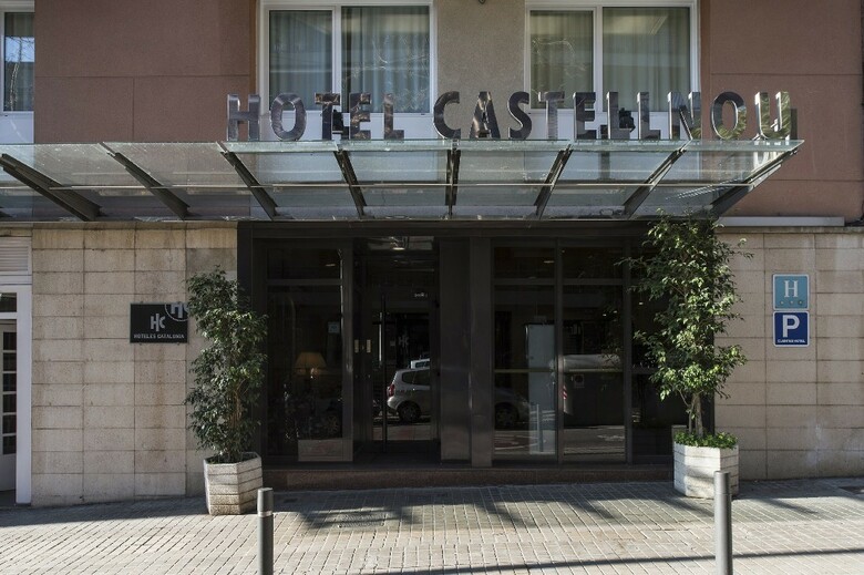 Hotel Catalonia Castellnou