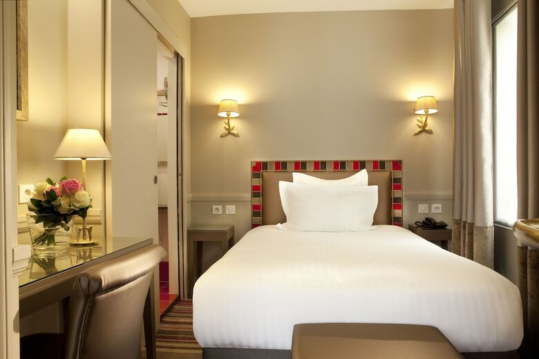 Hotel H�tel Des Com�dies