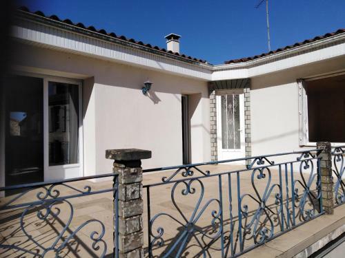 Hostal Entre M�res Et Ch�taignes