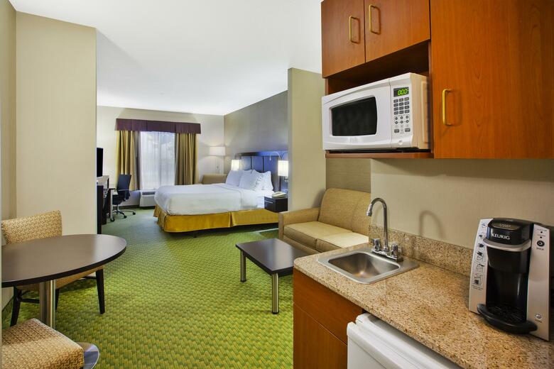 Holiday Inn Express Hotel & Suites Bryan-montpelier