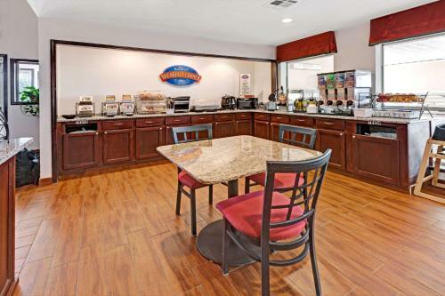 Motel Baymont Inn And Suites El Reno
