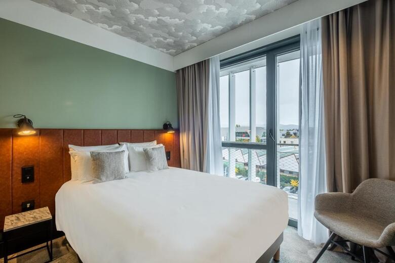 Hotel Kyriad Lyon Ouest Limonest