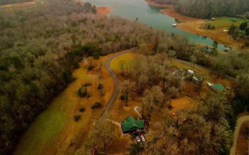 Minnies Mountain Lake House