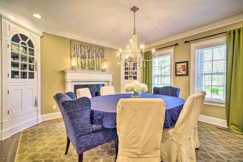 Grand Lafollette Home With Covered Patio On 40 Acres!