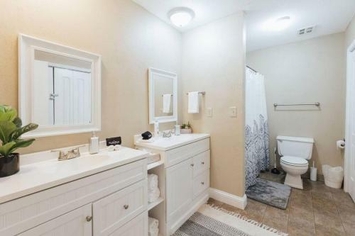 Apartamento Stylish Elegant Getaway King Bed Deck Views