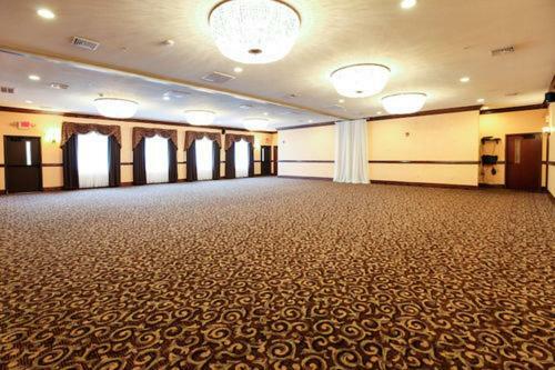 Hotel Mountain Lodge & Conference Center