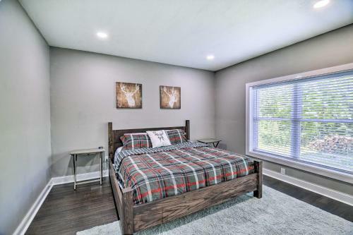 Luxe Lake Norris Home With Private Dock And Grill