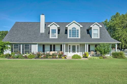 Lovely Celina Home With Patio And Views On Lake!
