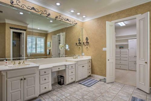 Lavish Celina Home With Patio And Game Room!
