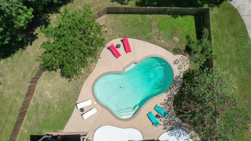 Peaceful And Relaxing Oasis In The City