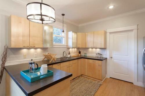 Charming 4bd Bohemian East Nashville Home
