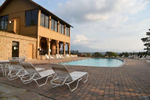 High Expectations - Mountain View, Game Room, Hot Tub