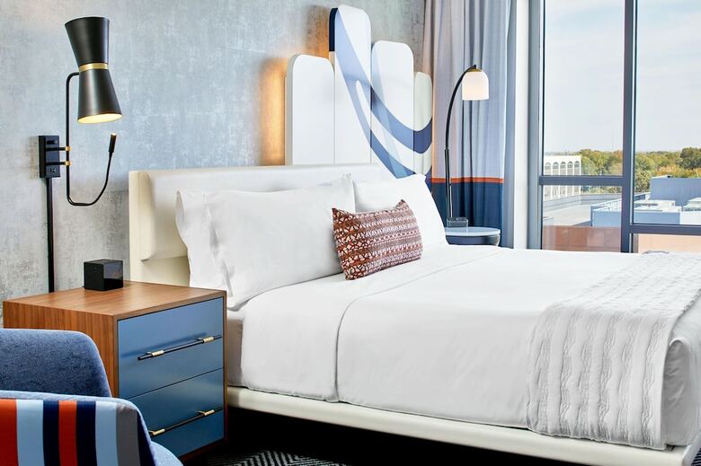 Sheraton Clayton Plaza Hotel
