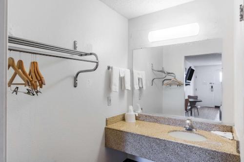 Motel 6 Brooklawn