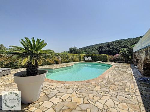 Hotel Seaview Villa Marlau
