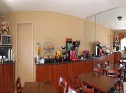 Motel Knights Inn Parkway