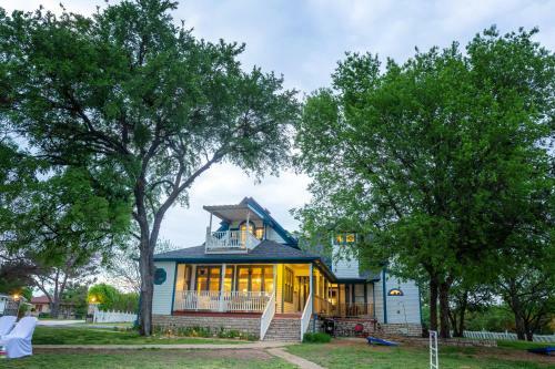 Blue Heron Bed And Breakfast On Lake Granbury