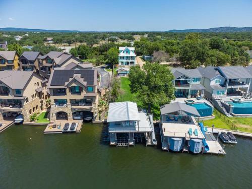 Campa Pajama Lakeside Getaway