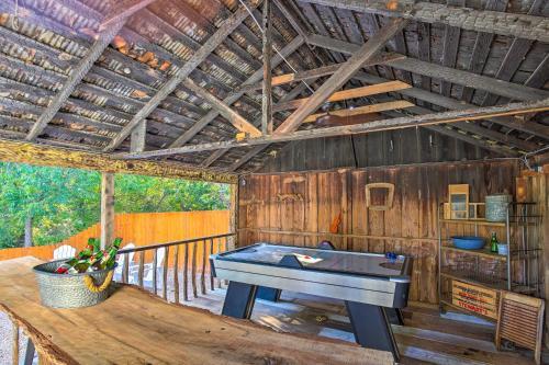 Charmed Haus Relaxing Retreat Near Downtown