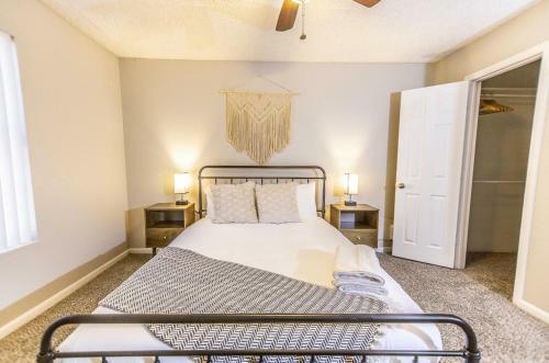 Relaxing Midland 1br - Pool - Balcony