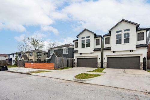 Upcoming Houston Down 3 Bedroom Brand New Listing