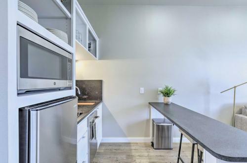 Bright San Marcos Apartment With Ideal Location
