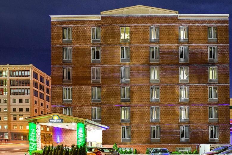 Hotel Days Inn - Long Island City