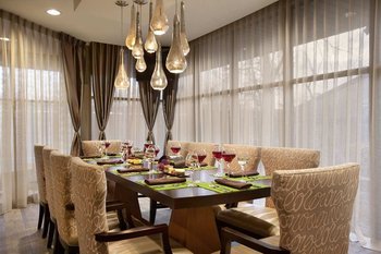 Hilton New York Jfk Airport Hotel