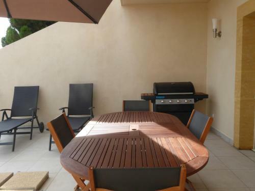 Apartamento Domaine de L?herbe Sainte