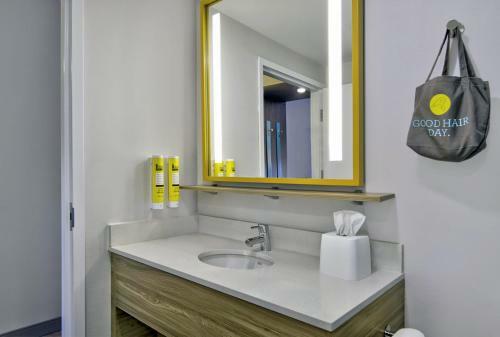 Hotel Tru By Hilton Ashburn One Loudoun, Va