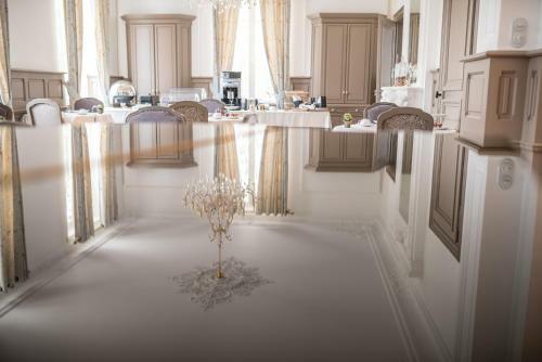 Bed & Breakfast Ch�teau De Montabert