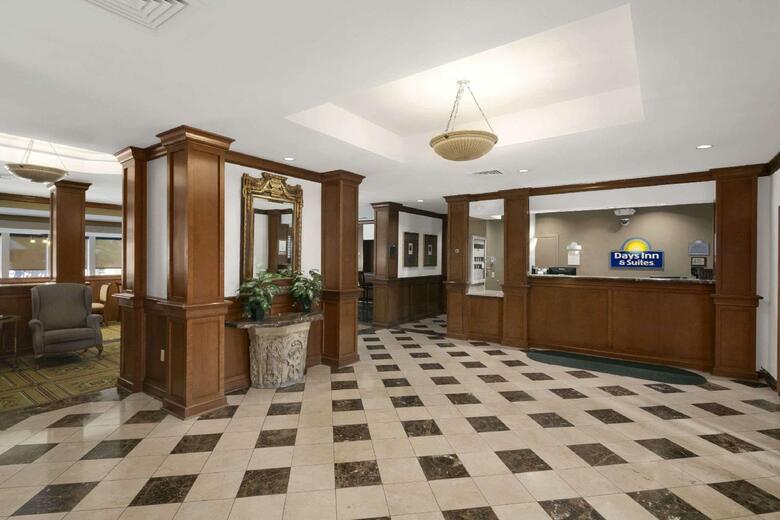Hotel Days Inn & Suites Omaha