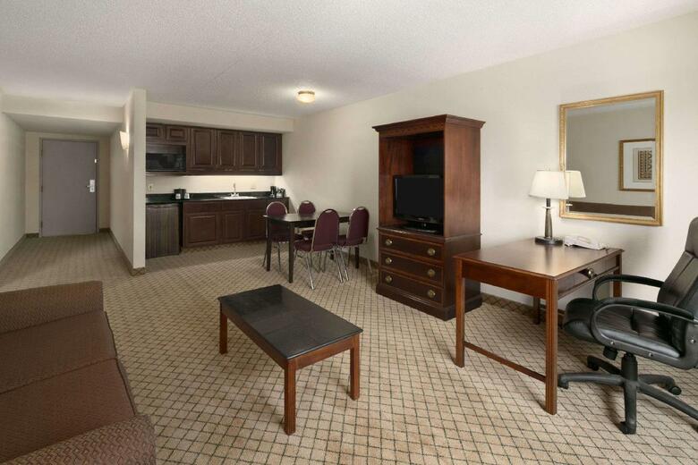 Hotel Days Inn & Suites Omaha