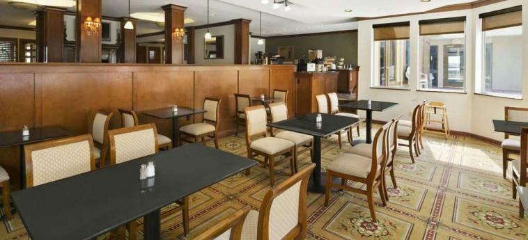 Hotel Days Inn & Suites Omaha
