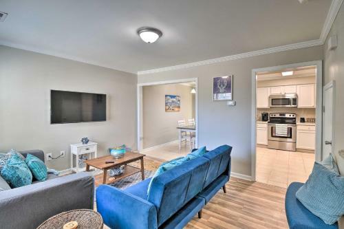 Virginia Beach Townhouse - 2 Mi To Boardwalk!