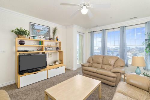 The Sandbridge Dunes - The Wave 205
