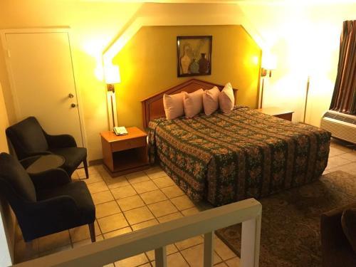 Motel Excellent Inn & Suites
