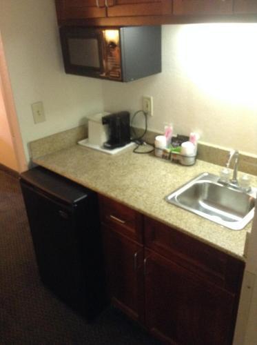 Hotel Baymont Inn & Suites