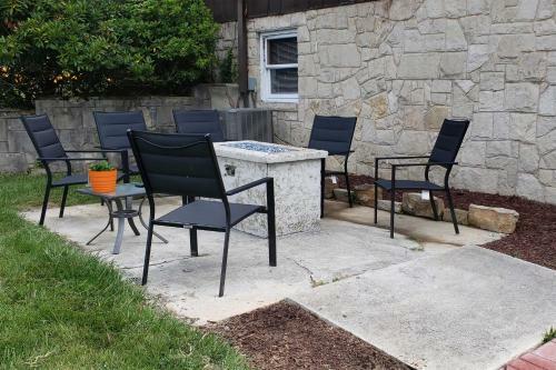Comy Richwood Retreat By Skiing, Biking, Climbing!