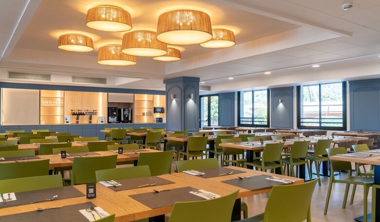 Hotel H Top Jadhe